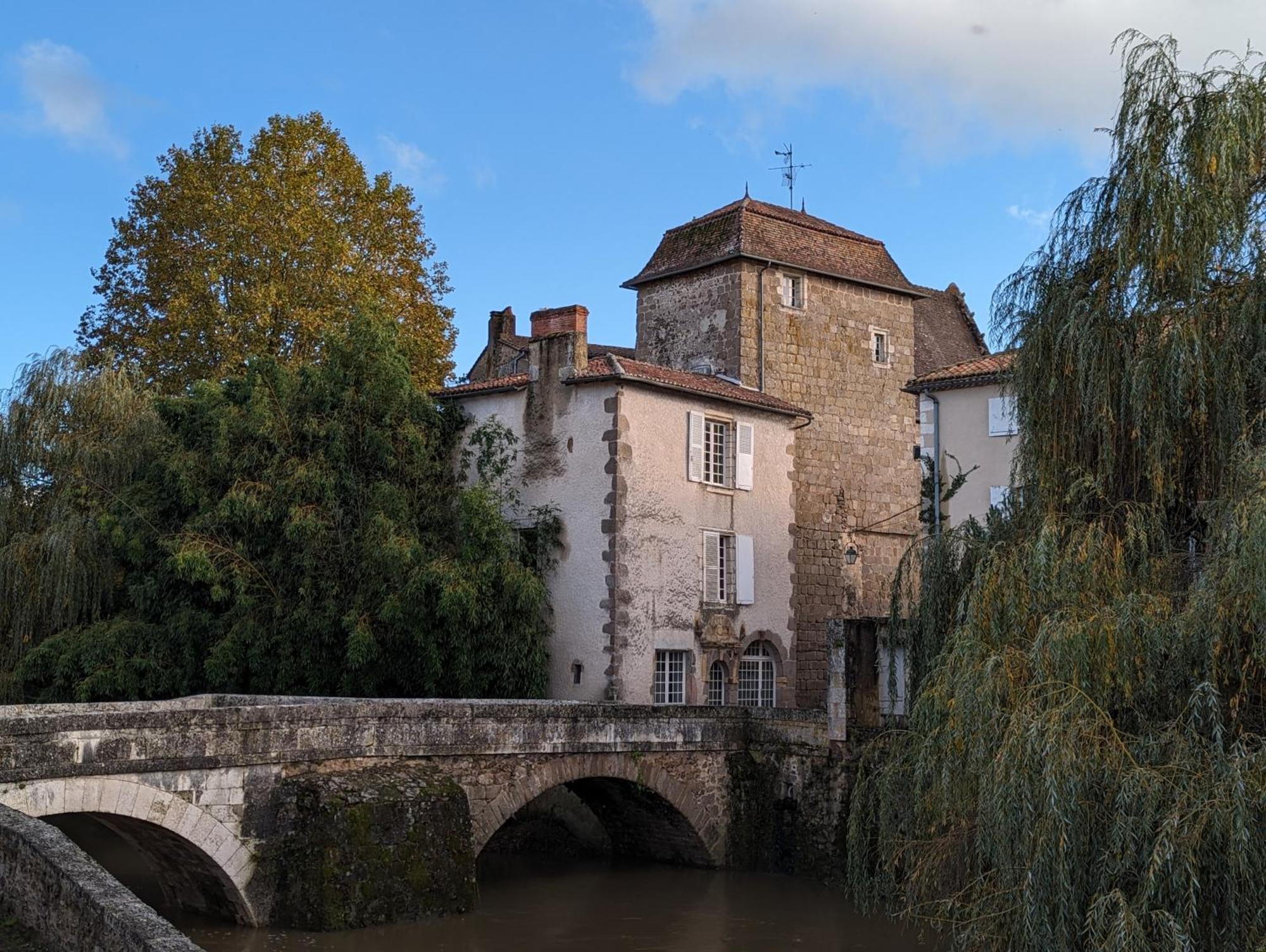 Manoir Des Arts Bed & Breakfast Confolens Luaran gambar